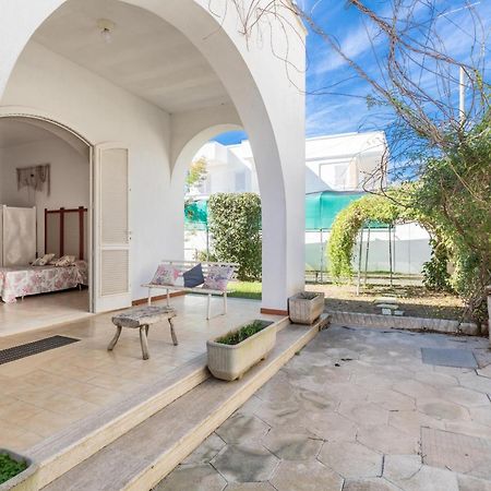 Villa Biancarosa By Barbarhouse Porto Cesareo Exteriör bild